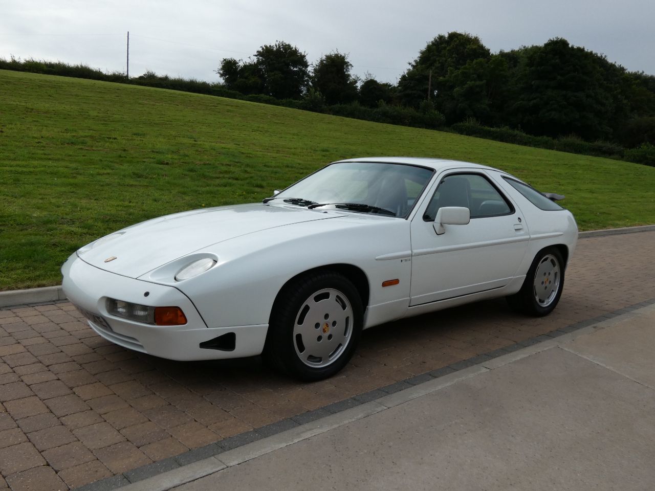 1987 Porsche 928